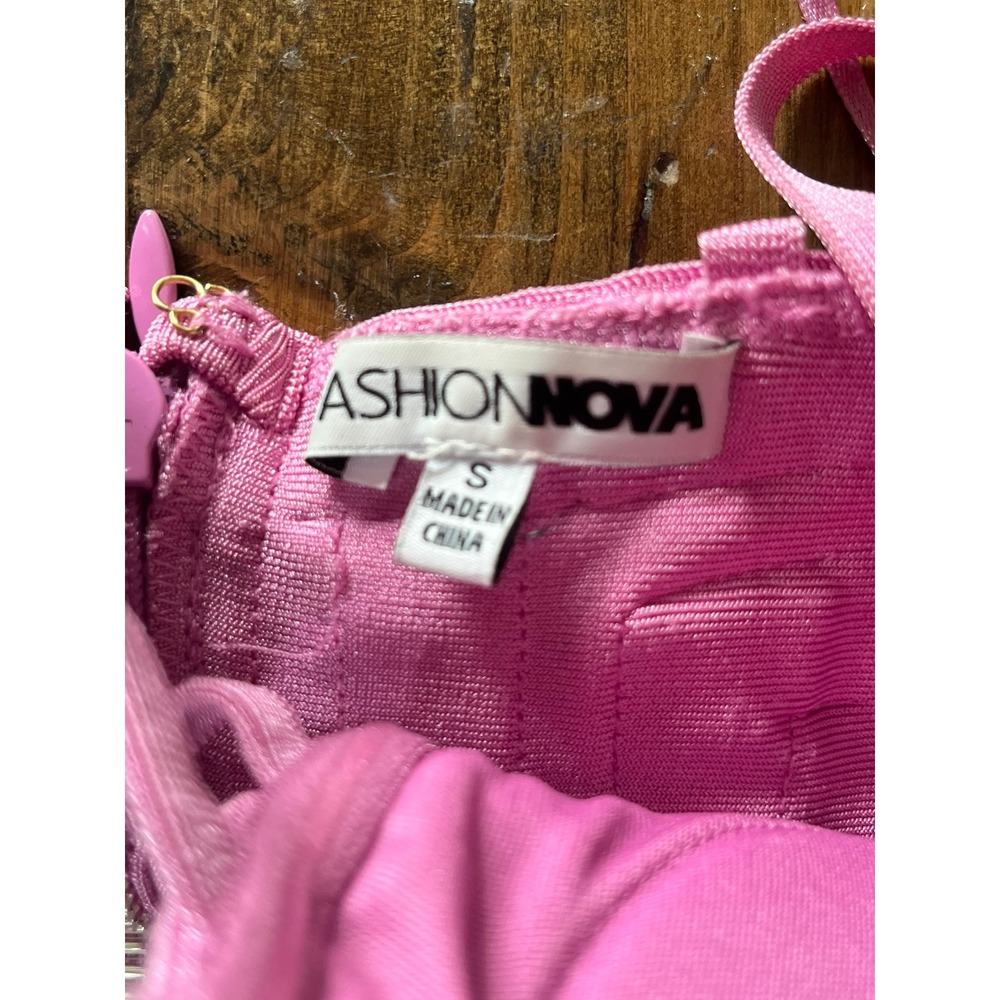 Fashion Nova Orchid Pink Bandage Midi Dress Silver Trim Sweetheart Neck Small - Picture 5 of 7